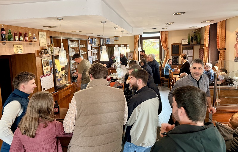 IMG_9248.jpeg (199 KB)