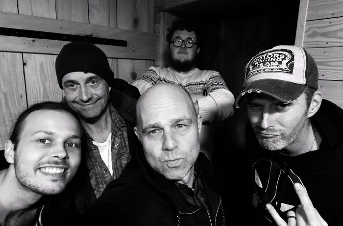 SCHNAPPS-25-1-scaled-r2eoh5tg0lx8bpj2mqbrcnd3e4q2729nnoke3kta82.jpeg (54 KB)